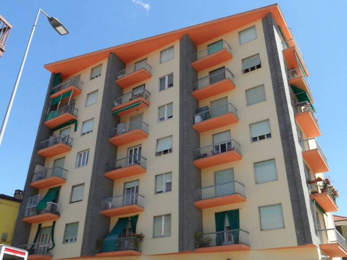 Appartamento trilocale in vendita in Corso Piave, Centro, Santo Stefano Belbo