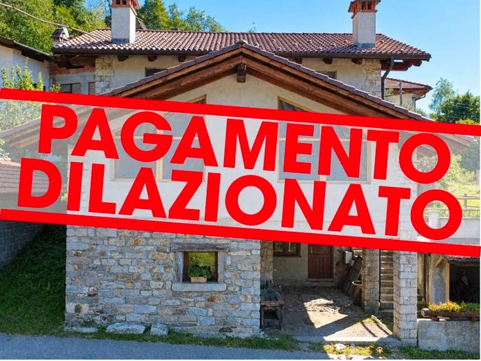 Casa trilocale in vendita in Strada per Varallo di Parone, Varallo