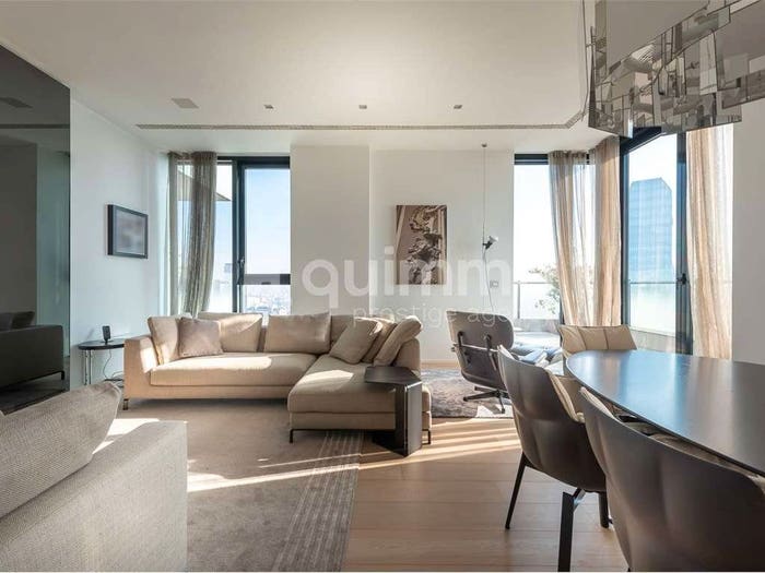 Appartamento con 5 locali in vendita in Viale della Liberazione, Porta Nuova, Milano