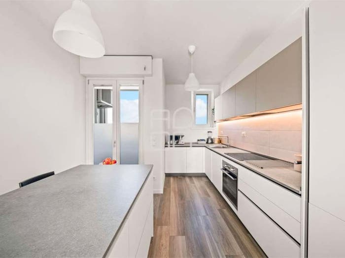 Appartamento con 6 locali in vendita in Via Togliatti, Desenzano Centro, Desenzano del Garda