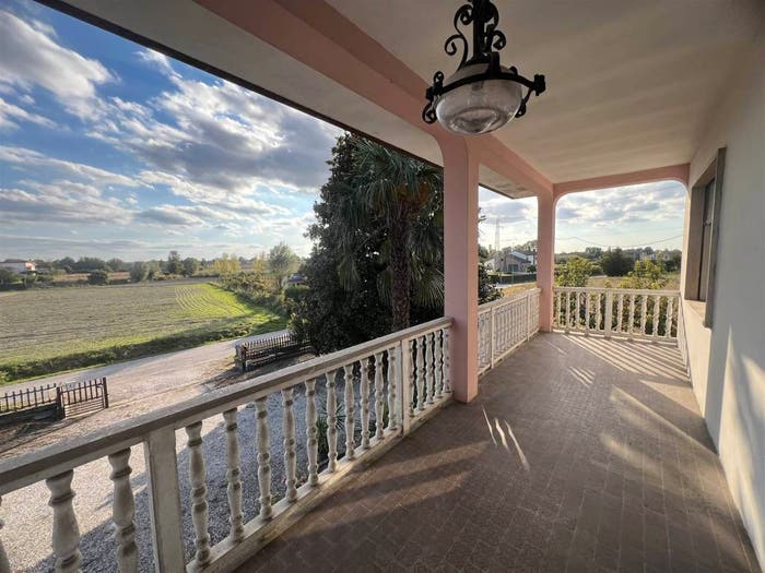 Casa con 6 locali in vendita in Centro, Pozzonovo