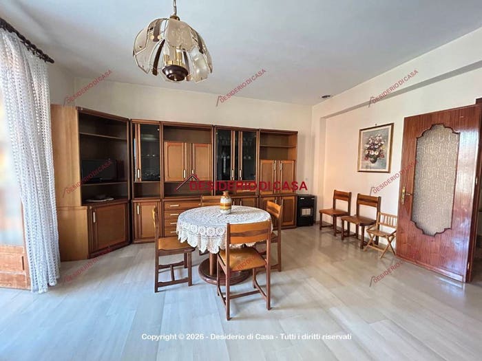 Casa con 5 locali in vendita in Via Roma, Villafrati