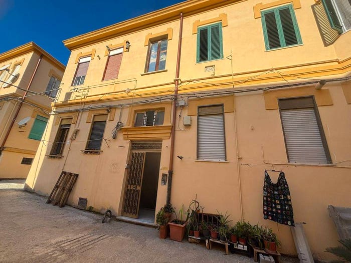 Appartamento trilocale in vendita in Via San Crispino e Crispiniano, Regina Margherita Torrente Trapani, Messina