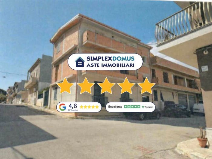 Appartamento con 6 locali in vendita in Via Lazio, Centro, Ispica