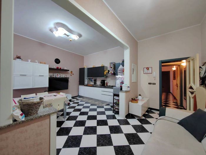 Appartamento quadrilocale in vendita in Via San Francesco d'Assisi, Centro, Avola