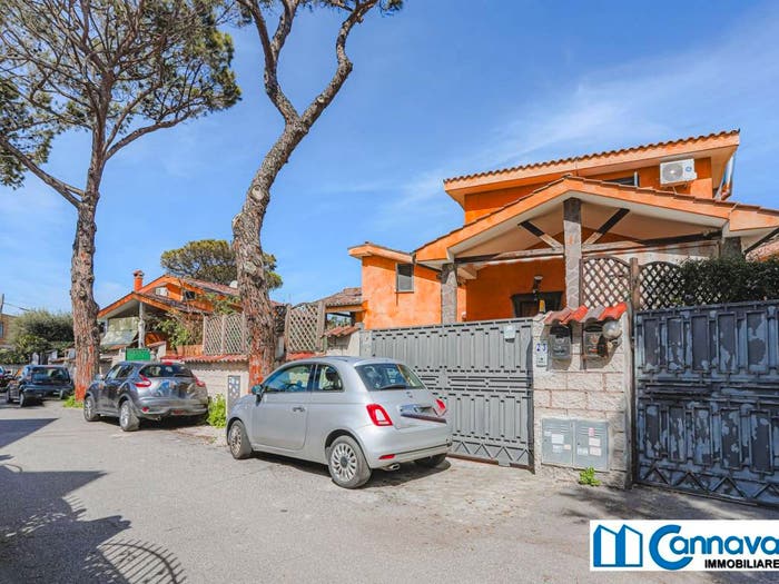 Casa con 5 locali in vendita in Via Monte Cauriol, Isola Sacra, Fiumicino