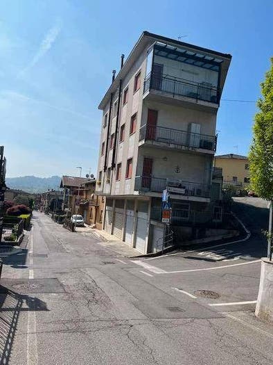 Appartamento trilocale in vendita in Via Matteo Fagiani, Centro, Sorisole