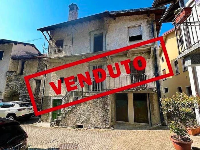 Casa quadrilocale in vendita in Via SColombano, Campo, Novate Mezzola
