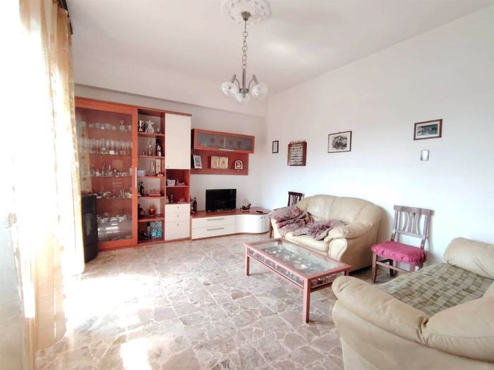 Appartamento con 5 locali in vendita in Via Val d'Aosta, Belverde, Monteriggioni