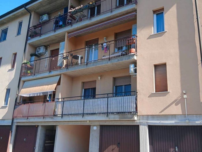 Appartamento quadrilocale in vendita in Via Nicola Sacco e Bartolomeo Vanzetti, Prestino, Como