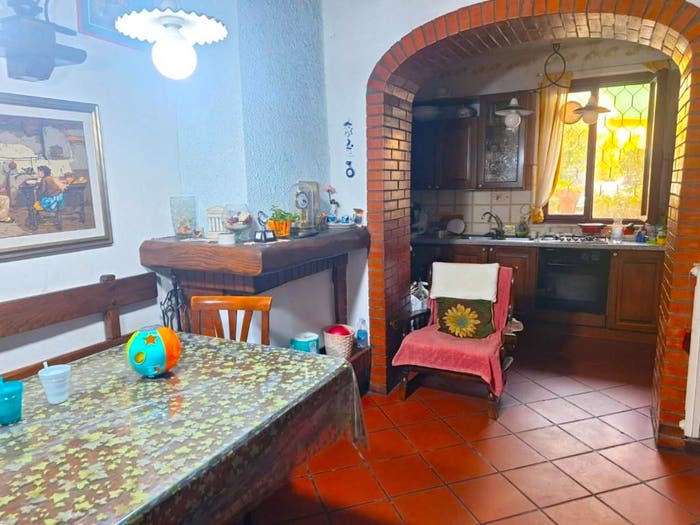 Casa con 6 locali in vendita in Pieve di Compito Sant'Andrea di Compito, Capannori
