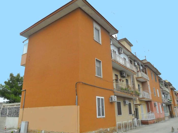 Appartamento trilocale in vendita in Via Lorenzo Scillitani, Stazione, Foggia