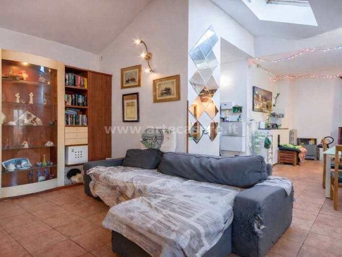 Appartamento trilocale in vendita in Via Eugenio Curiel, Magnago