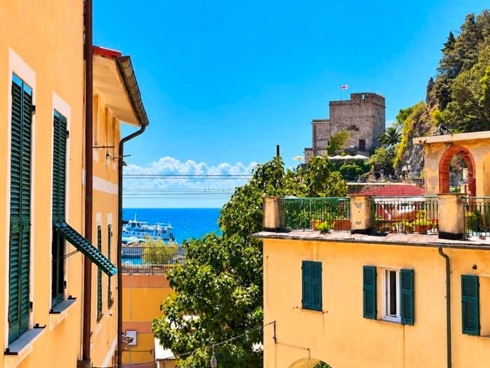 Appartamento con 5 locali in vendita in Piazza Giuseppe Garibaldi, Centro, Monterosso al Mare
