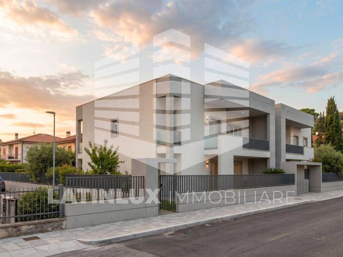 Appartamento quadrilocale in vendita in Borgo Podgora, Latina