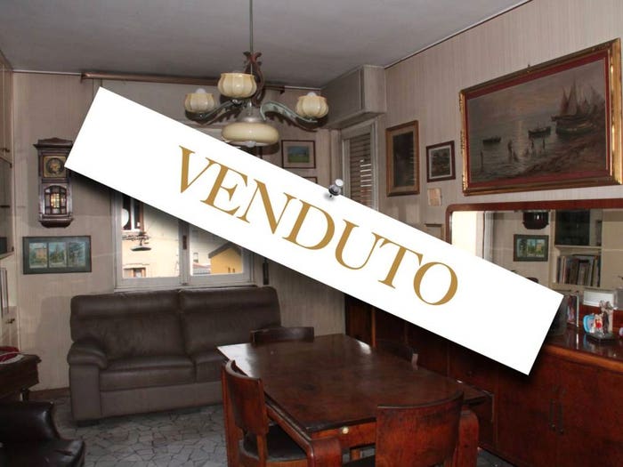 Appartamento quadrilocale in vendita in Via Padova, Cimiano, Milano
