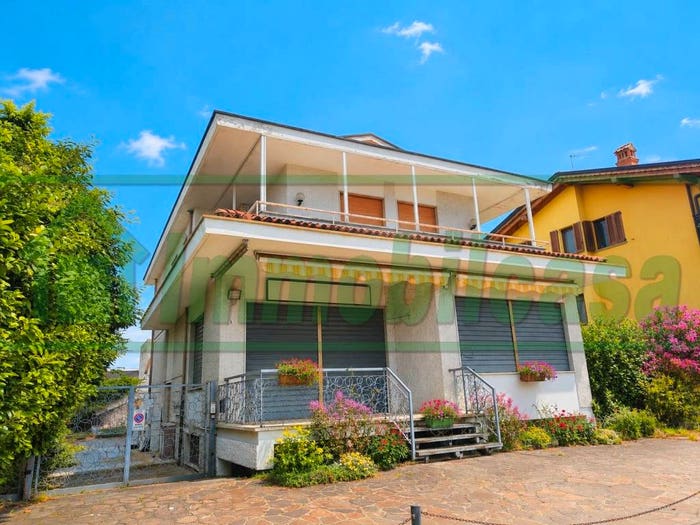 Casa quadrilocale in vendita in Via delle Crocette, Centro, Pedrengo