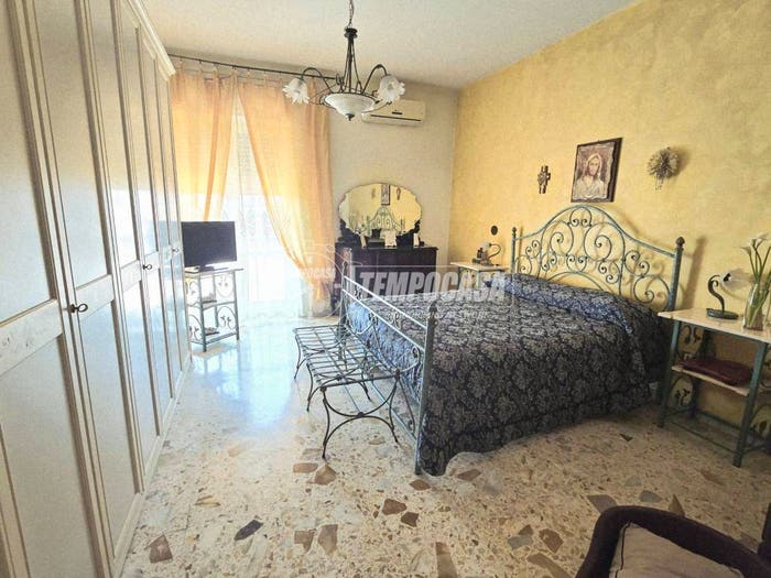 Appartamento trilocale in vendita in Via Michelangelo Buonarroti, Centro, San Paolo Bel Sito