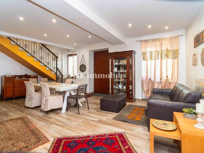 Casa con 6 locali in vendita in Via Venaria, Villaggio Fiorito Oltre Dora, Collegno