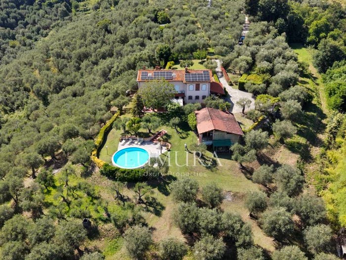 Casa con 6 locali in vendita in Via Camporomano, Pieve a Elici Montigiano Gualdo, Massarosa