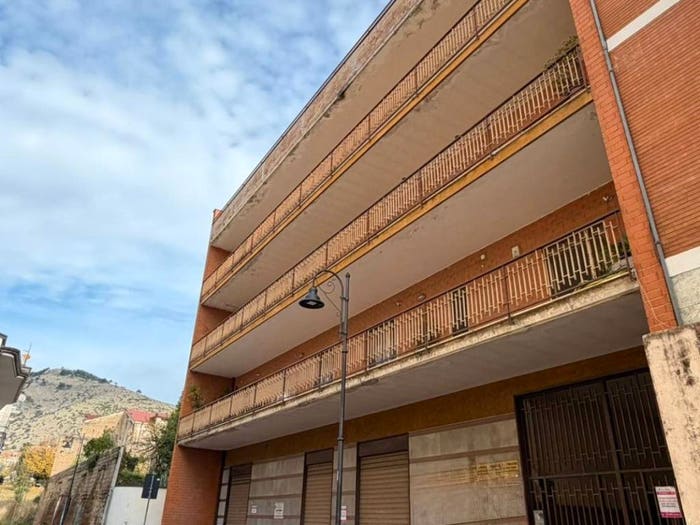 Appartamento con 6 locali in vendita in Via Tiglio San Biagio, Centro, Maddaloni