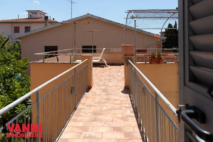Appartamento con 6 locali in vendita in Via Monte San Daniele, Cecina Centro, Cecina
