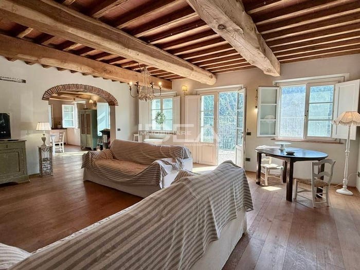 Casa con 6 locali in vendita in Via di Sant'Andrea, Massa Macinaia San Leonardo, Capannori
