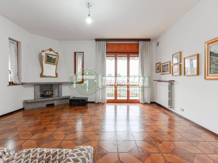 Appartamento con 5 locali in vendita in Via Cascina Maffeis, Azzano San Paolo