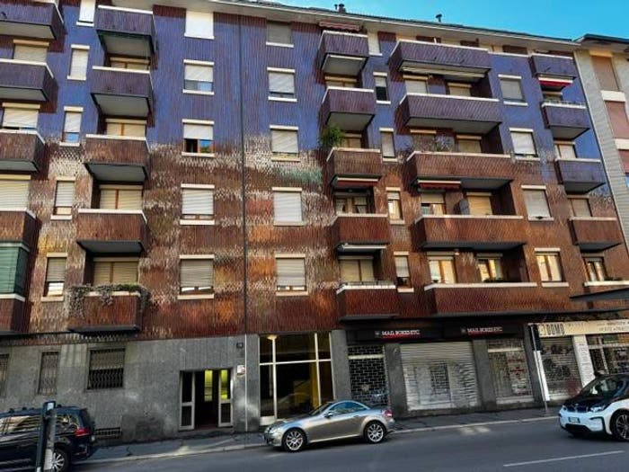 Appartamento trilocale in vendita in Via Lario, Zara, Milano
