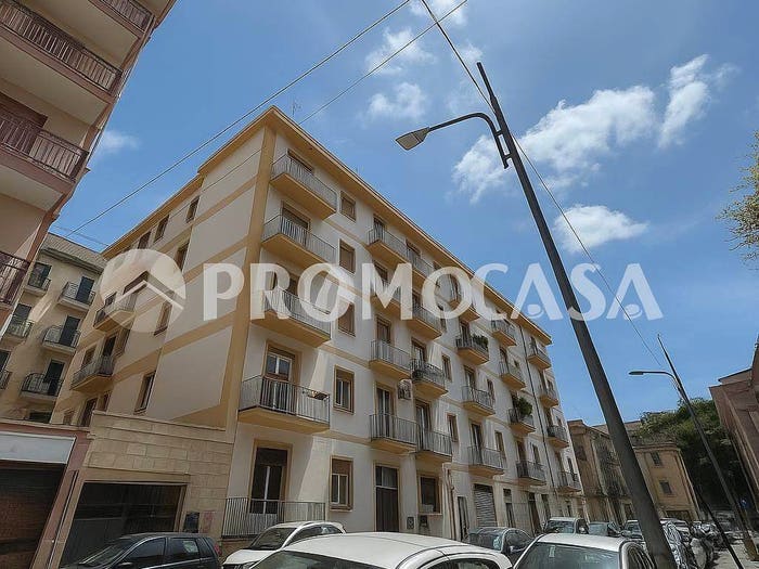 Appartamento quadrilocale in vendita in Via piemonte, Quartiere Lombardo, Messina