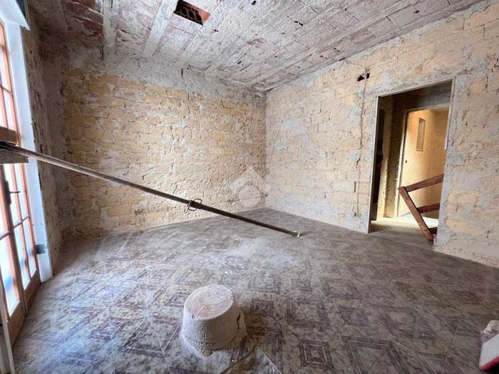 Casa trilocale in vendita in Via Sold Ignazio Barbuscia, Semicentro, Alcamo