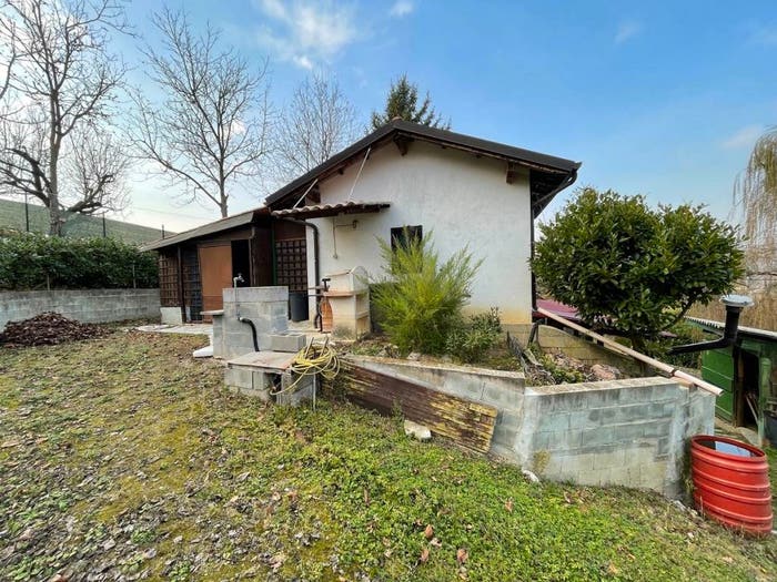 Casa bilocale in vendita in Regione Marmo, Canelli