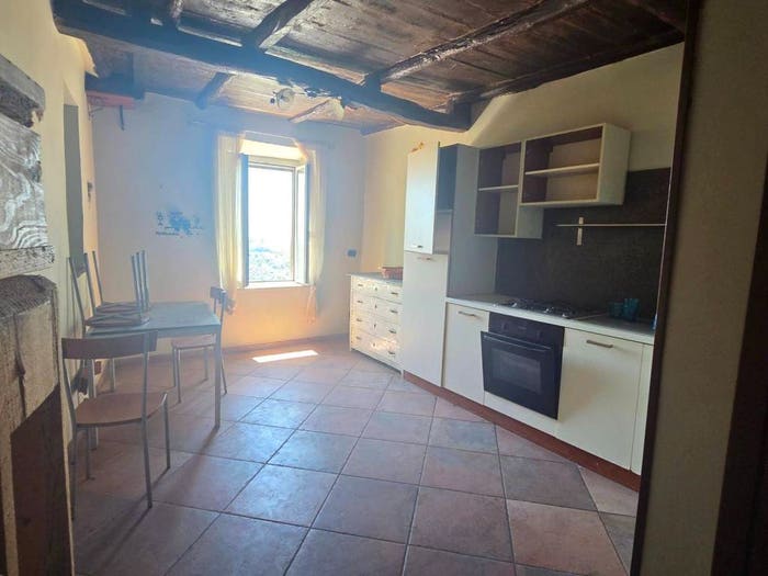 Appartamento trilocale in vendita in Via Marco Pavini Rosati, Olevano Romano
