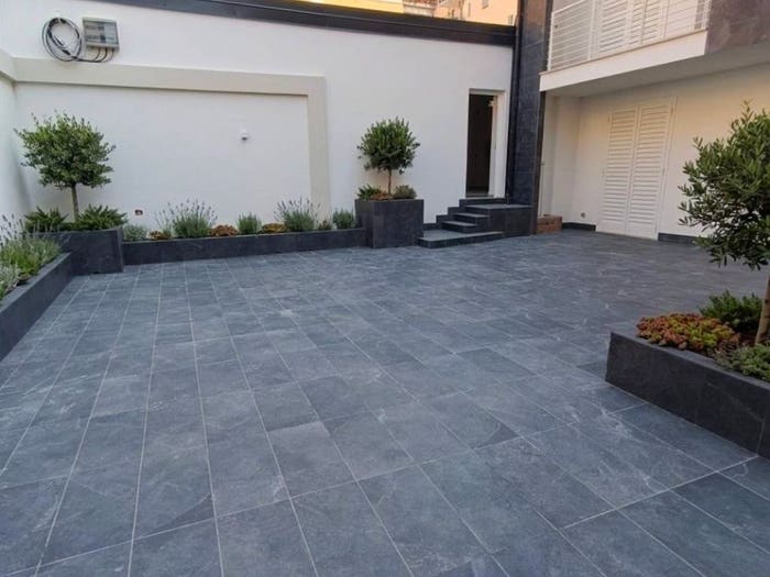 Appartamento con 5 locali in vendita in Via Tescione Giulio, Puccianiello, Caserta