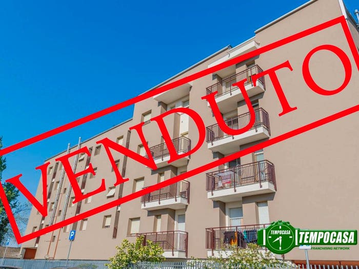 Appartamento trilocale in vendita in Via Palmiro Togliatti, Centro, Lacchiarella