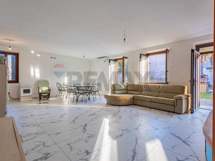 Appartamento bilocale in vendita in VIA CARLO PIZZARELLI, Centro, Cilavegna