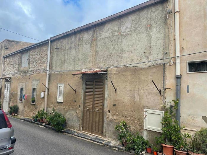 Casa quadrilocale in vendita in Campobello di Licata