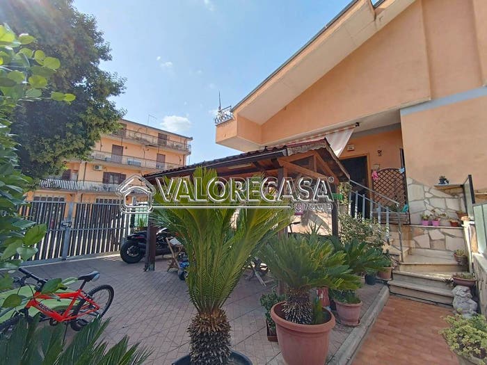 Casa quadrilocale in vendita in Via Sant'Elpidio a Mare, Corcolle, Roma