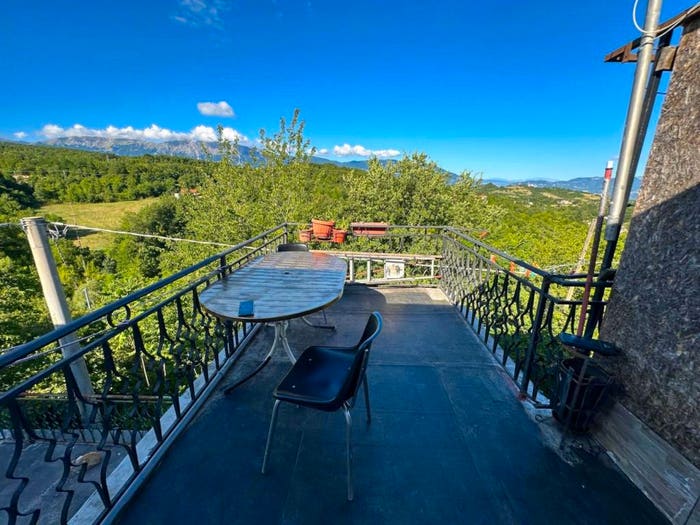 Appartamento quadrilocale in vendita in Via Collarso, Roccamorice