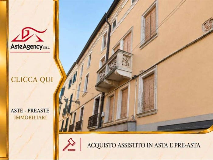 Appartamento con 5 locali in vendita in Corso vittorio emanuele II, Centro, Adria