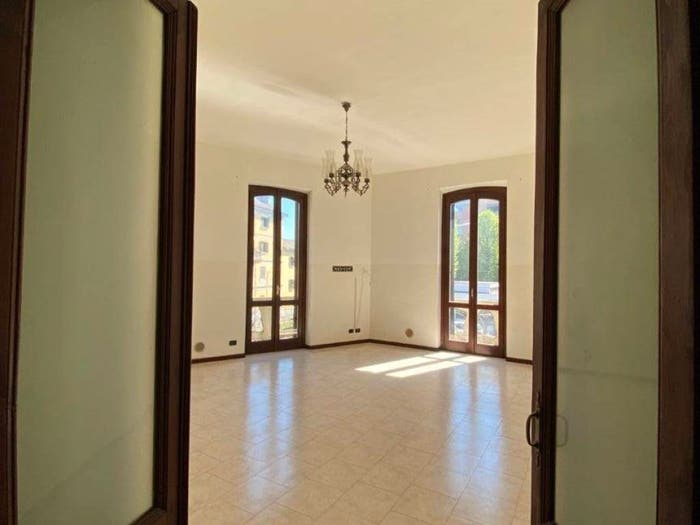 Appartamento trilocale in vendita in Piazza Monsignor Francesco Brustia, Sant'Agabio, Novara