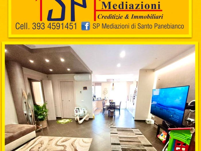Appartamento quadrilocale in vendita in Via Federico De Roberto, Centro, Mascali