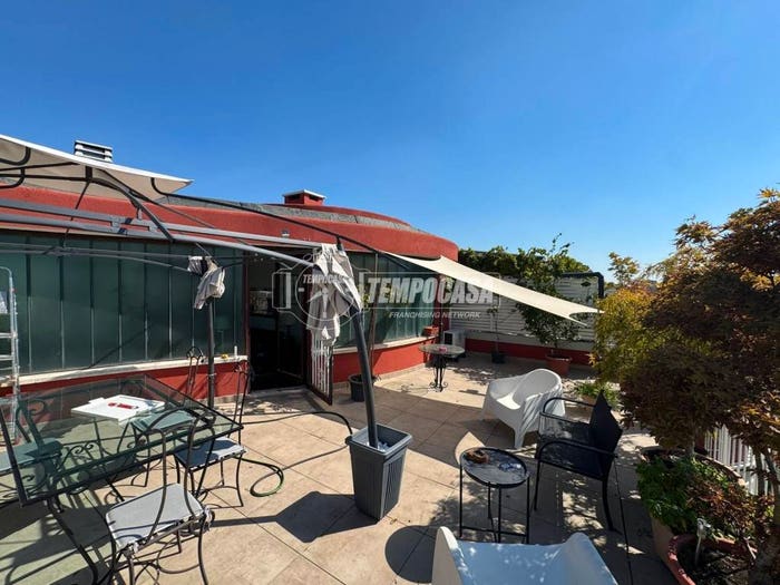 Casa con 5 locali in vendita in Via belgioiso, Roserio, Milano