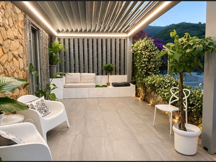 Appartamento con 5 locali in vendita in Via Virgilio, Collina Centrale Parco Fuor del Vento, Alassio