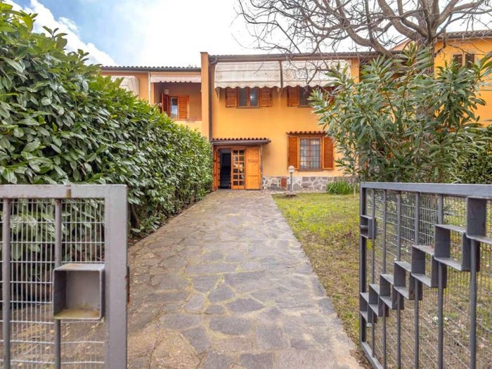 Casa con 6 locali in vendita in Gabella, Calci