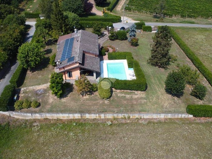 Casa con 5 locali in vendita in Località Vallemme Busarogna, Gavi