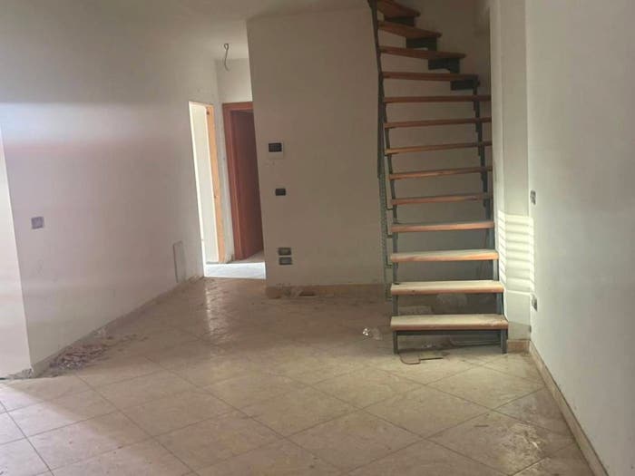 Casa quadrilocale in vendita in Via Novembre, Centro, Lavello