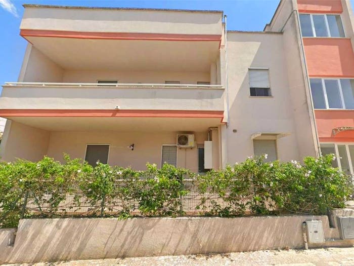 Appartamento quadrilocale in vendita in Via Lucania, Casarano
