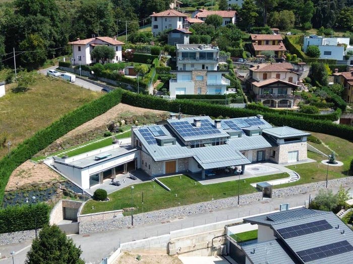 Casa con 6 locali in vendita in Ponteranica