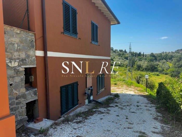 Appartamento quadrilocale in vendita in Via di Riboia, Impruneta